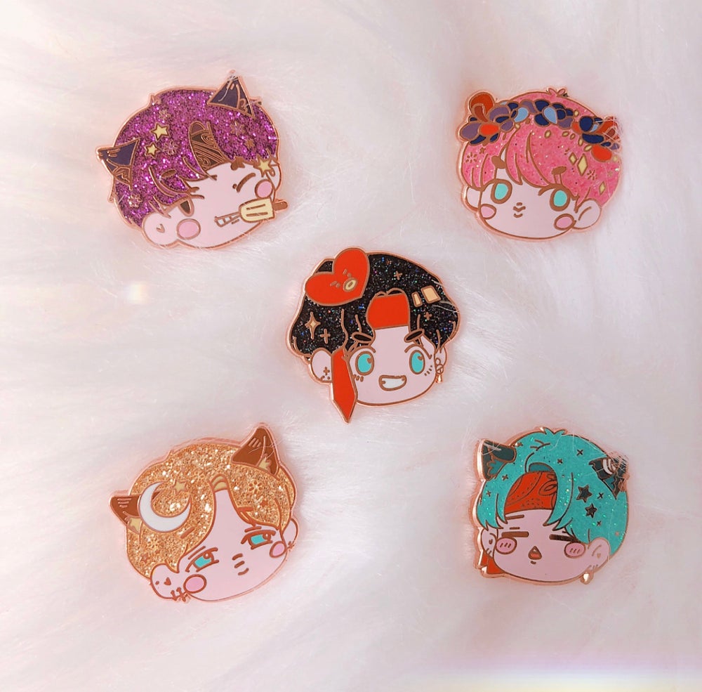 BTS Chibi Pin